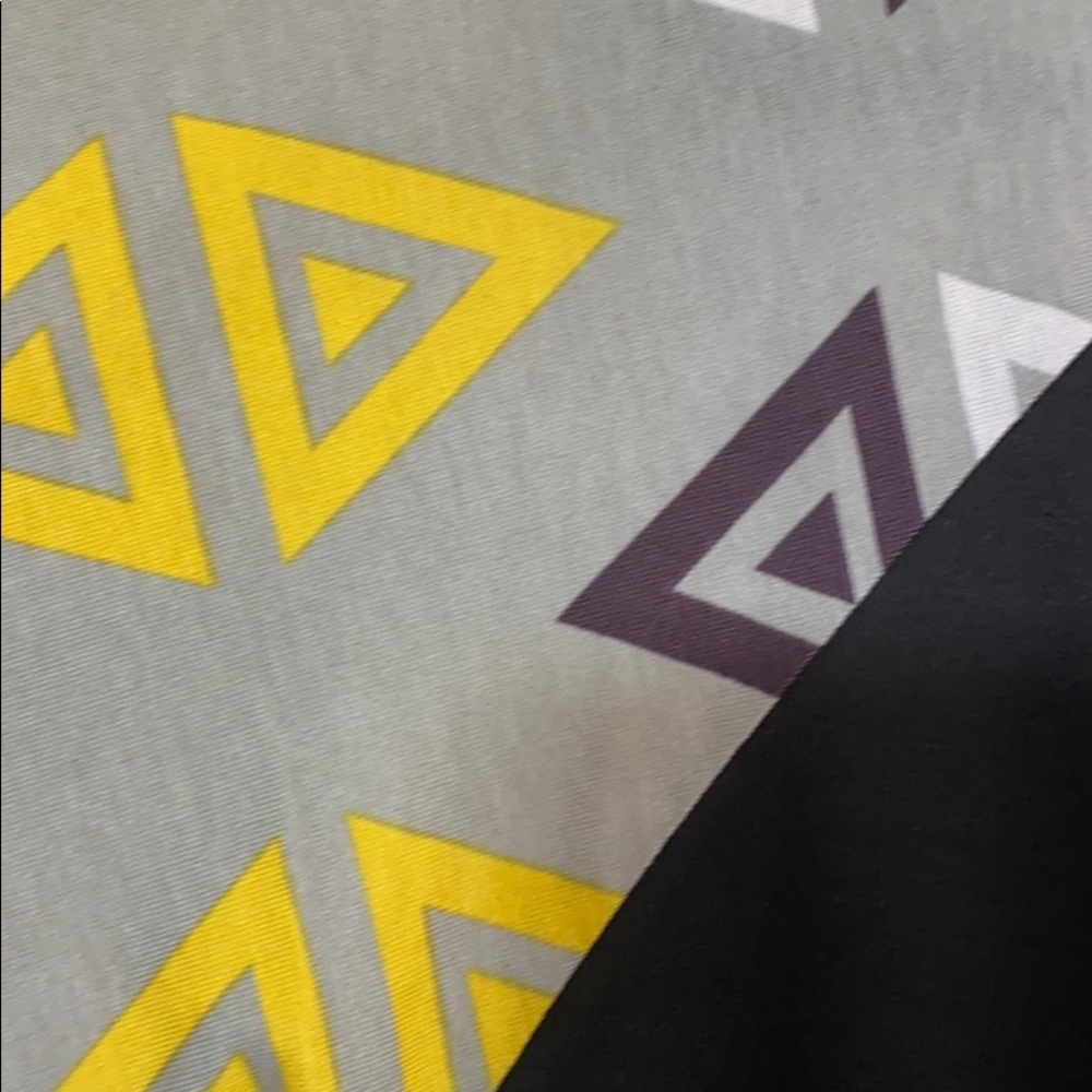 Lularoe Randy Tee - image 3